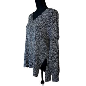 Athleta Thick Knit Extra Fine Merino Wool Blend Sweater Black & White xs